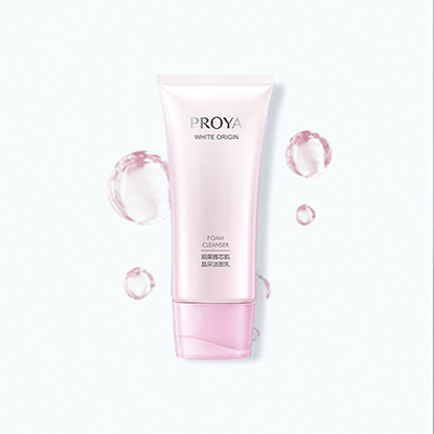 优游ub8芯肌晶采洁面乳